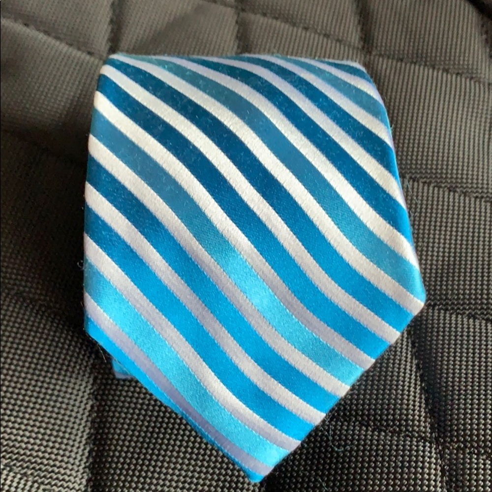 EXPRESS men’s tie in white, blue and light blue